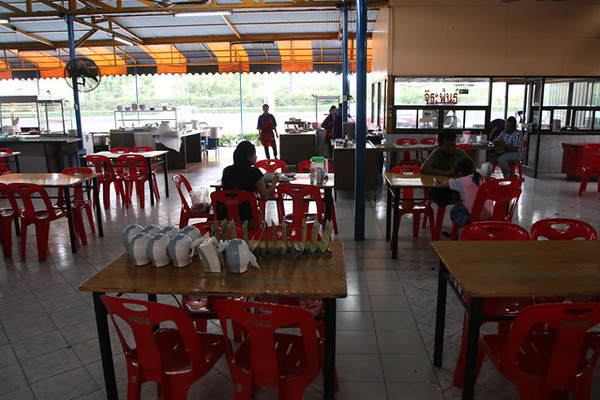 Gai Yang Jirapan (ไก่ย่างจีระพันธ์)