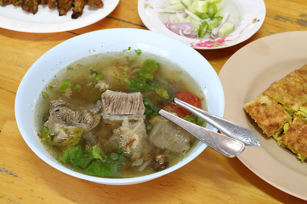 soup neua (ซุปเนื้อ)